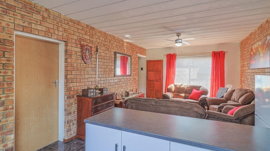 2 Bedroom Property for Sale in Rant En Dal Gauteng