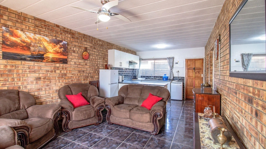 2 Bedroom Property for Sale in Rant En Dal Gauteng