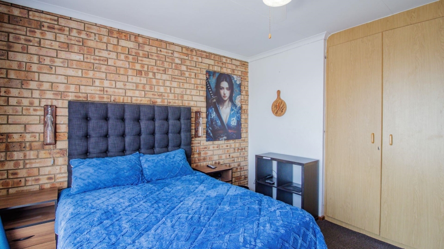 2 Bedroom Property for Sale in Rant En Dal Gauteng