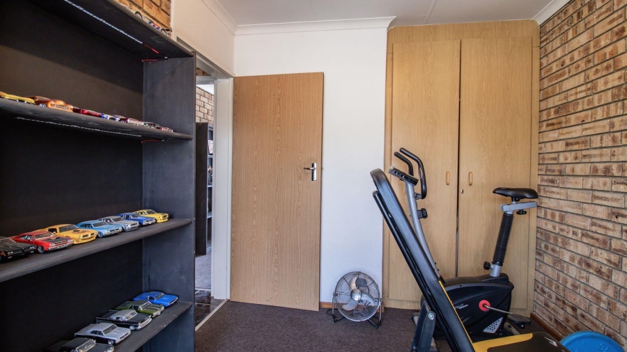 2 Bedroom Property for Sale in Rant En Dal Gauteng