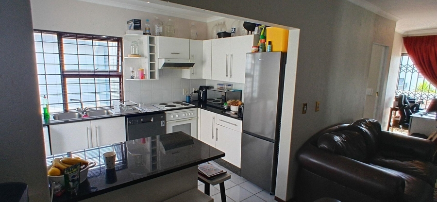 3 Bedroom Property for Sale in Lakefield Gauteng