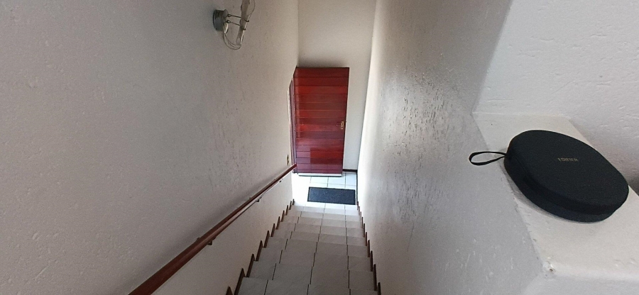 3 Bedroom Property for Sale in Lakefield Gauteng