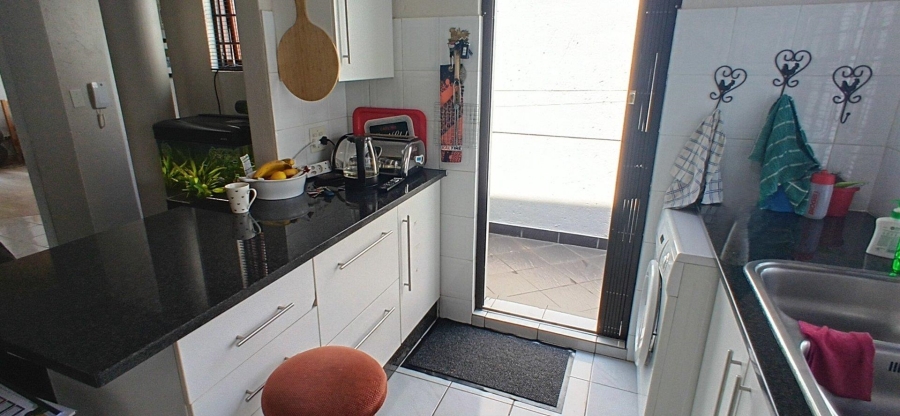 3 Bedroom Property for Sale in Lakefield Gauteng