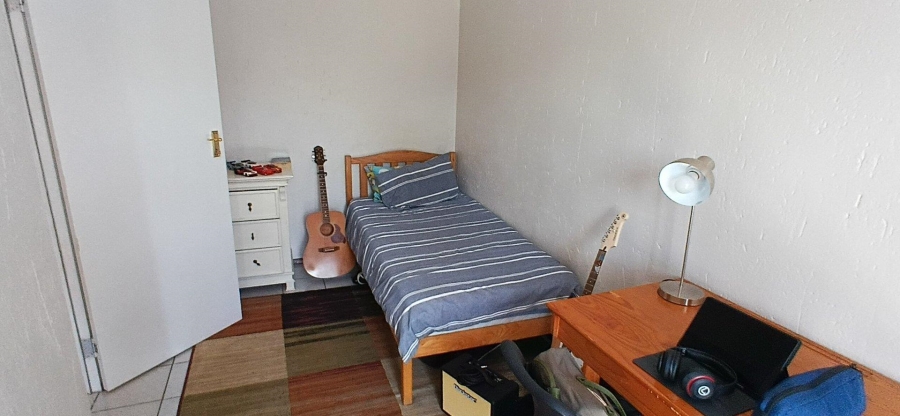 3 Bedroom Property for Sale in Lakefield Gauteng