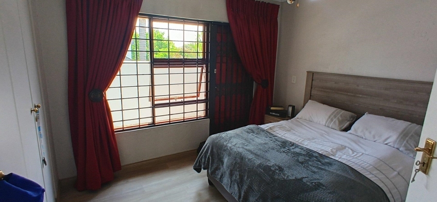 3 Bedroom Property for Sale in Lakefield Gauteng