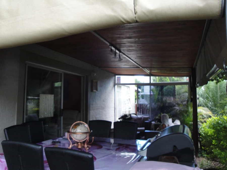 3 Bedroom Property for Sale in Heuwelsig Estate Gauteng