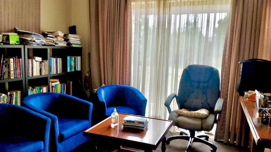 To Let 1 Bedroom Property for Rent in Silver Lakes Golf Estate Gauteng