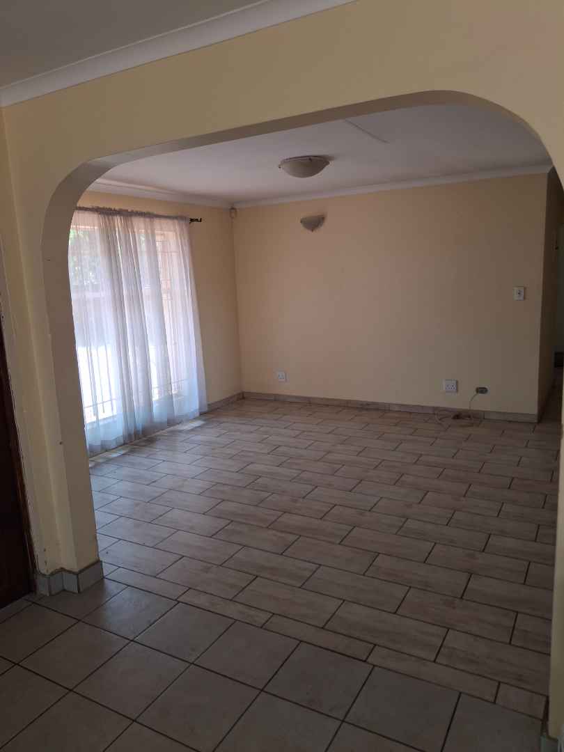 3 Bedroom Property for Sale in Wierdapark Gauteng