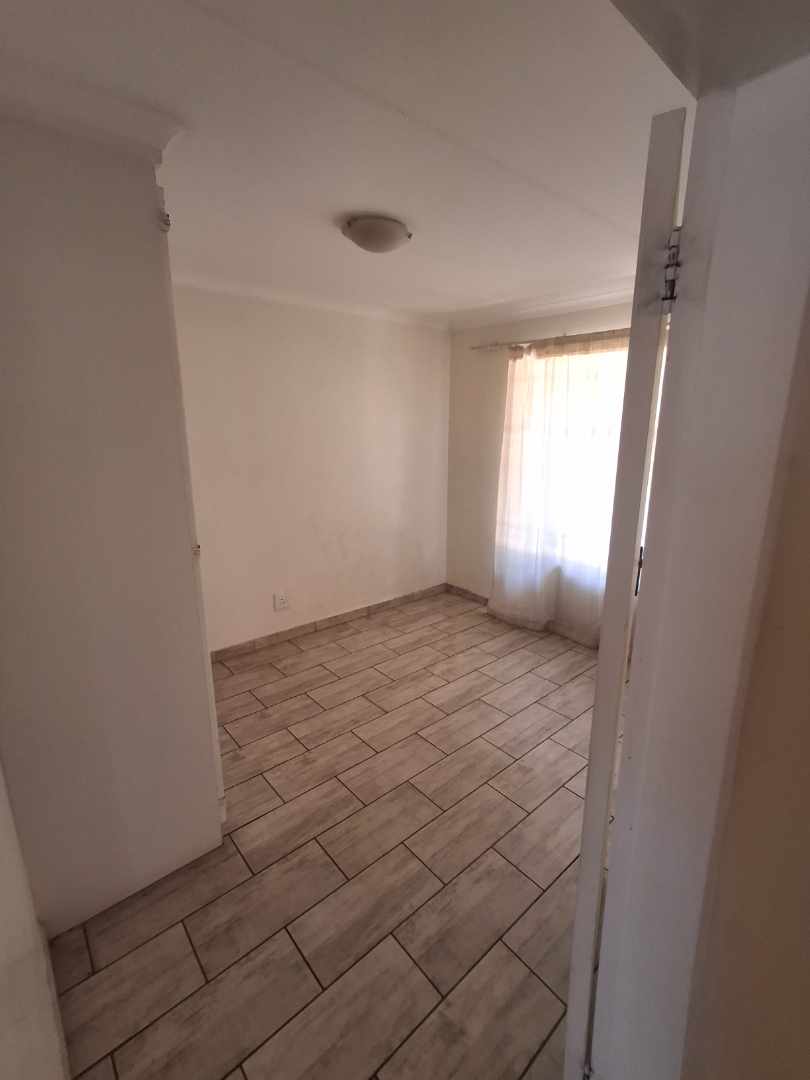 3 Bedroom Property for Sale in Wierdapark Gauteng