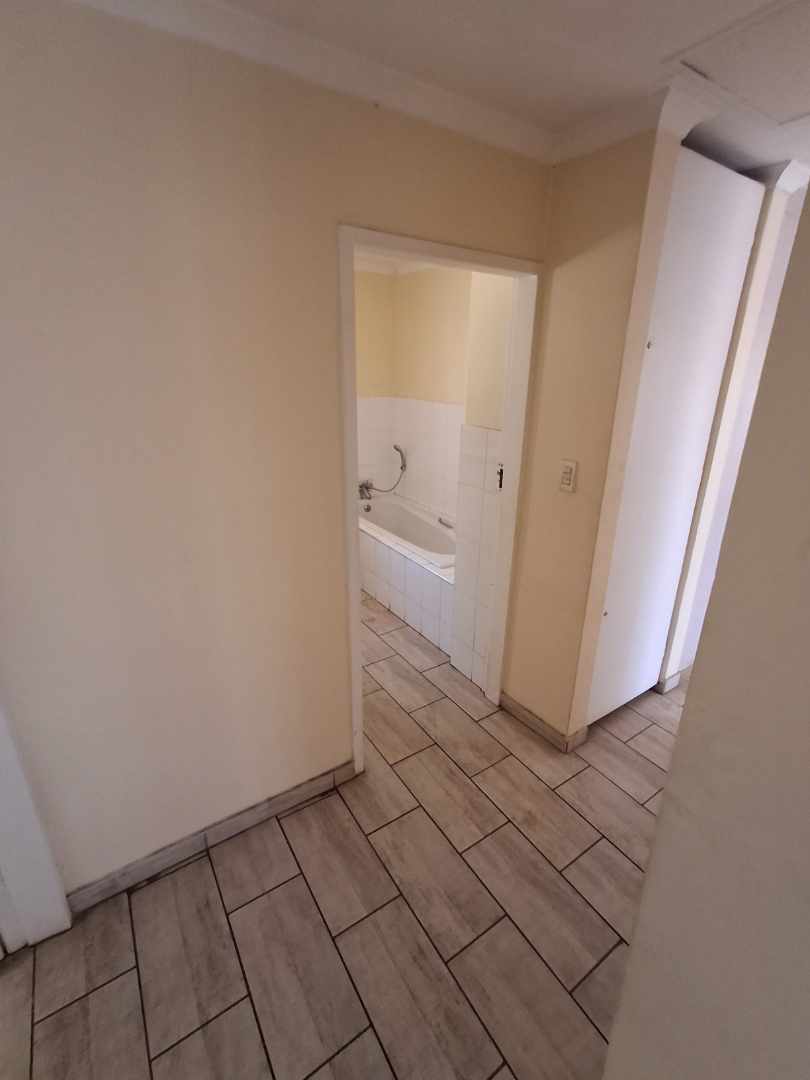 3 Bedroom Property for Sale in Wierdapark Gauteng