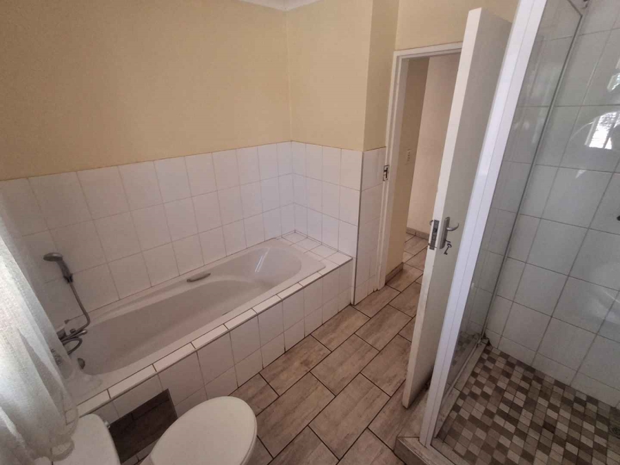 3 Bedroom Property for Sale in Wierdapark Gauteng