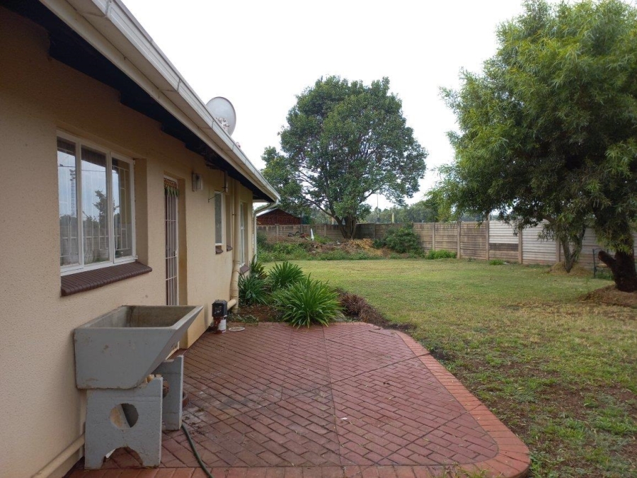 3 Bedroom Property for Sale in Wierdapark Gauteng