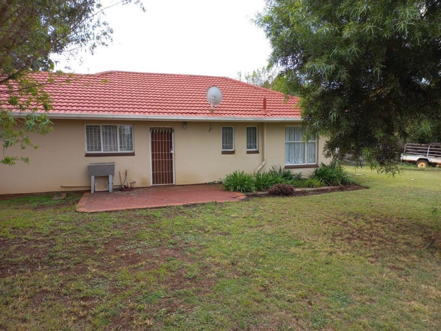 3 Bedroom Property for Sale in Wierdapark Gauteng