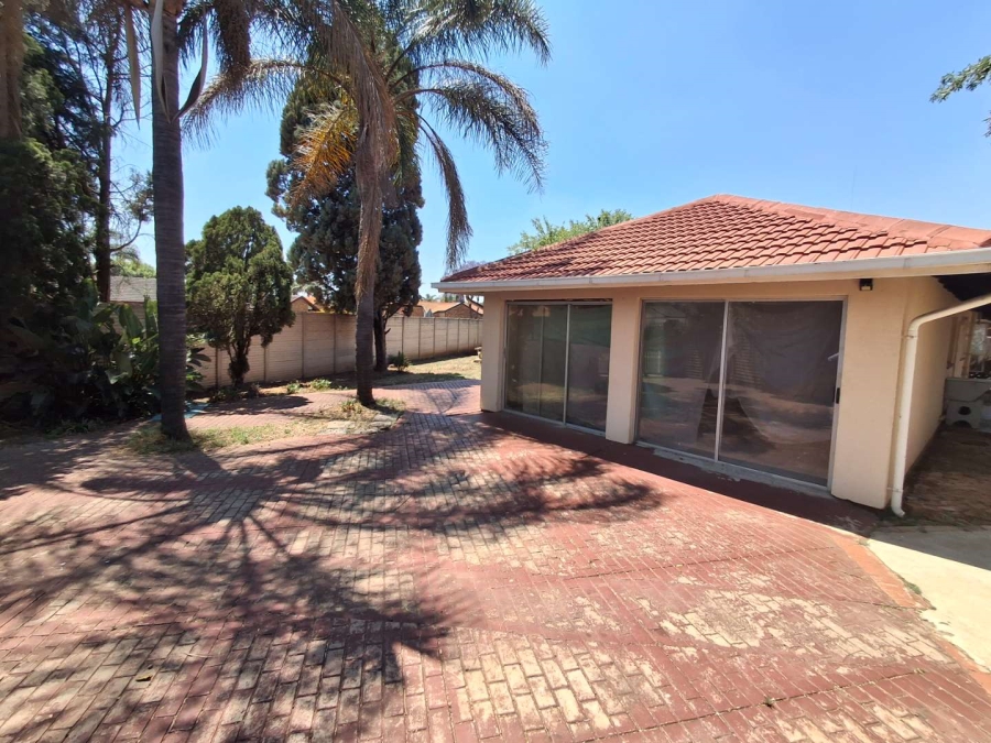 3 Bedroom Property for Sale in Wierdapark Gauteng