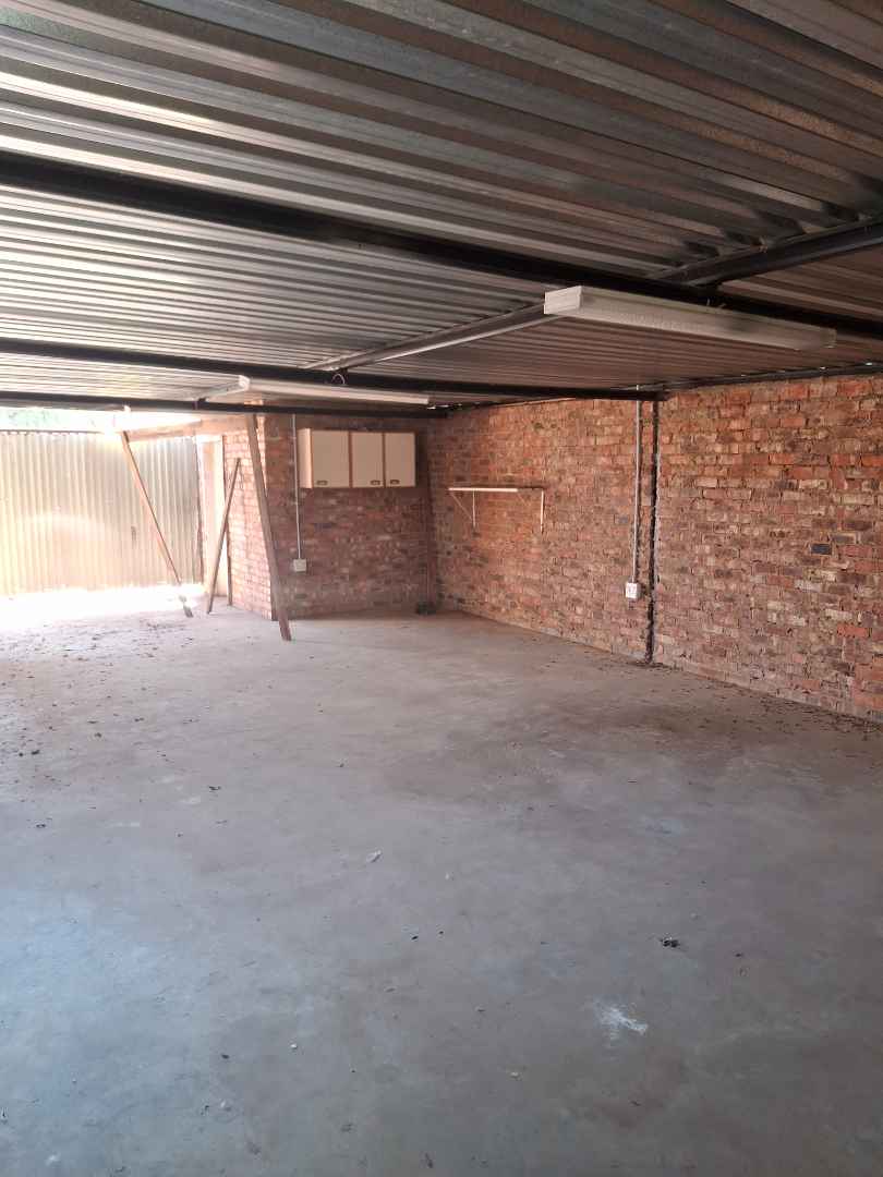3 Bedroom Property for Sale in Wierdapark Gauteng