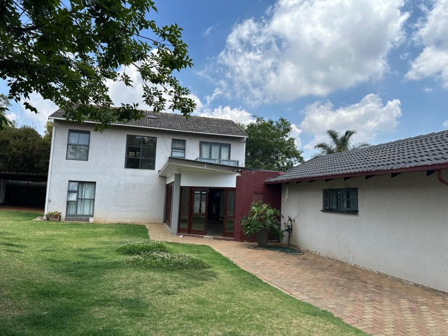 To Let 5 Bedroom Property for Rent in Wilgeheuwel Gauteng
