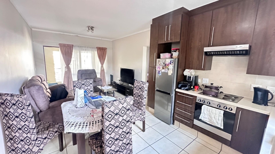 To Let 1 Bedroom Property for Rent in Broadacres Gauteng