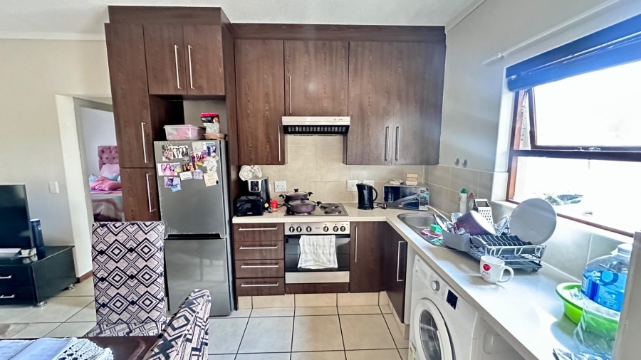 To Let 1 Bedroom Property for Rent in Broadacres Gauteng