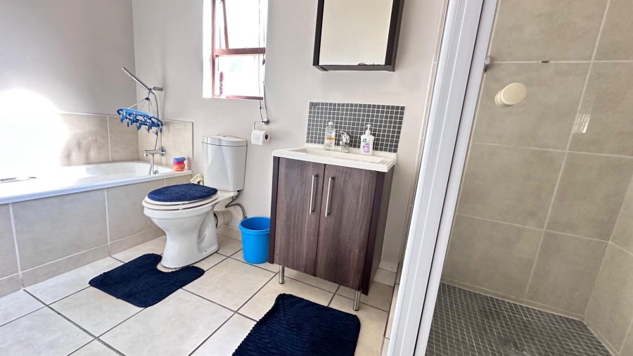 To Let 1 Bedroom Property for Rent in Broadacres Gauteng