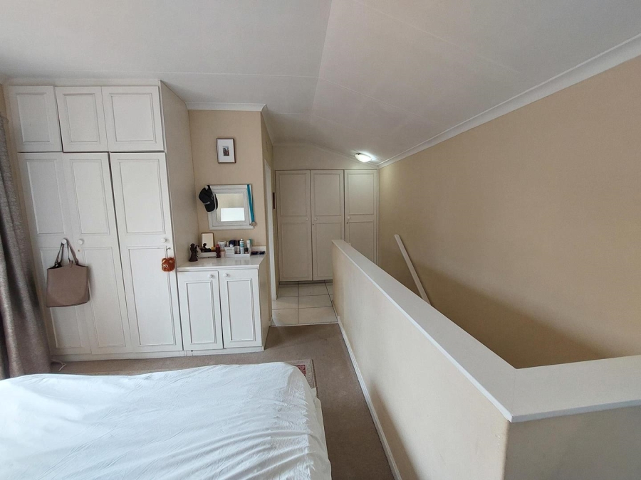 1 Bedroom Property for Sale in Strathavon Gauteng