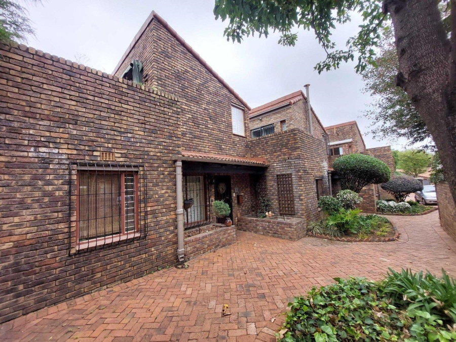 1 Bedroom Property for Sale in Strathavon Gauteng