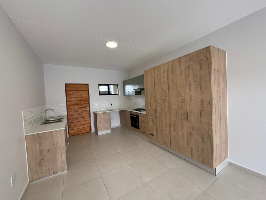 To Let 2 Bedroom Property for Rent in Wilgeheuwel Gauteng