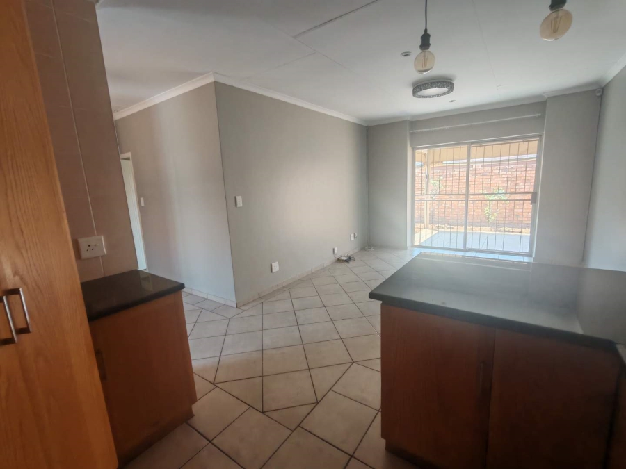 2 Bedroom Property for Sale in Amberfield Gauteng