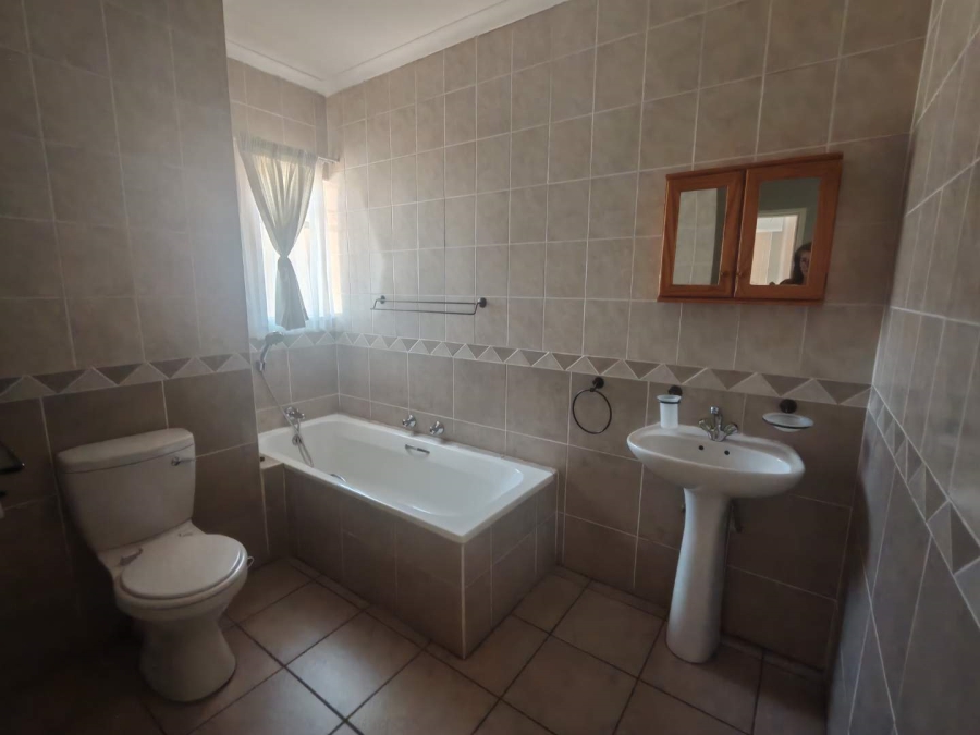 2 Bedroom Property for Sale in Amberfield Gauteng