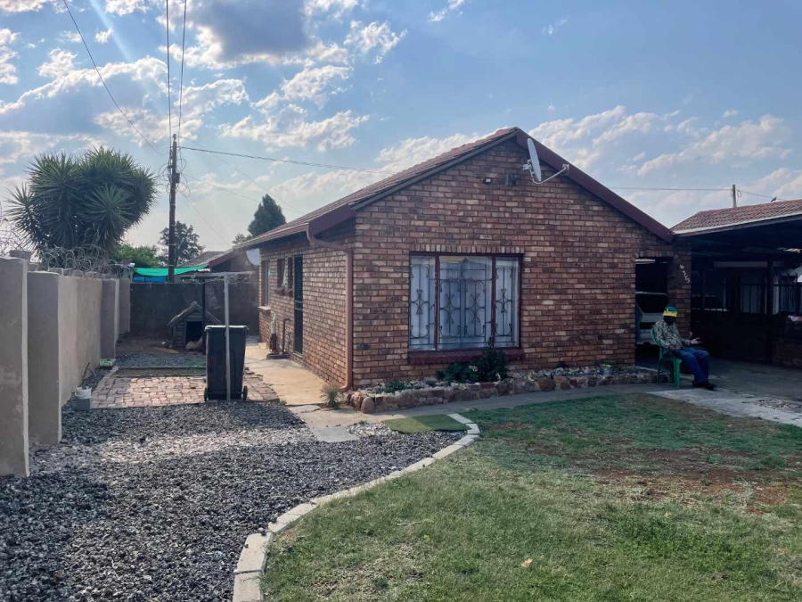 3 Bedroom Property for Sale in Nellmapius Gauteng