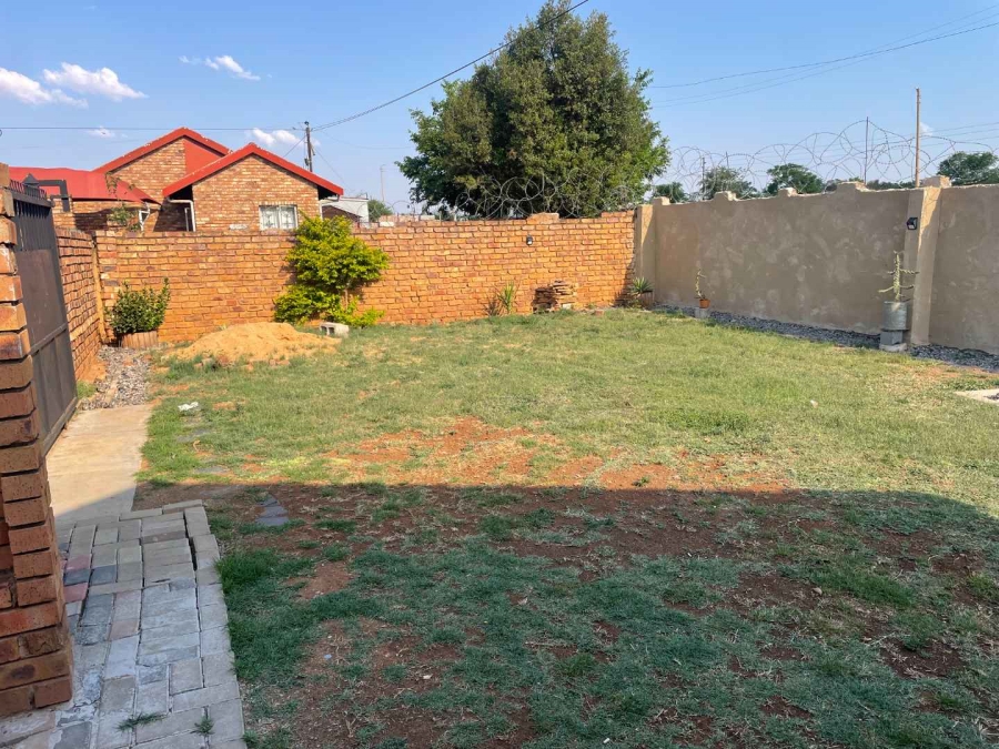 3 Bedroom Property for Sale in Nellmapius Gauteng