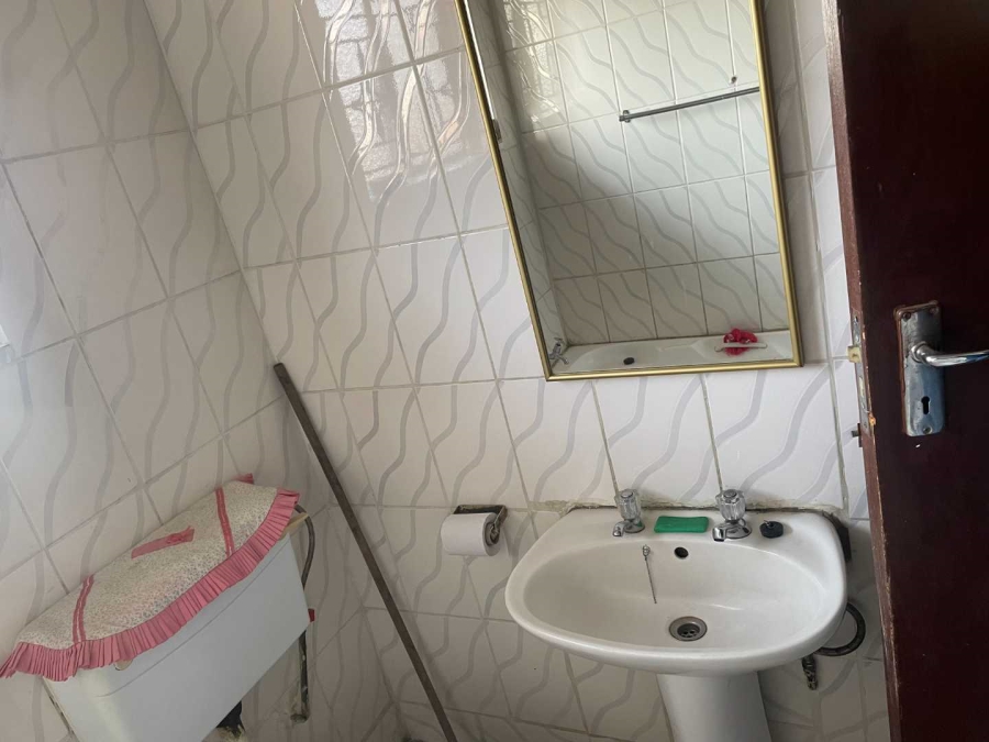 3 Bedroom Property for Sale in Nellmapius Gauteng