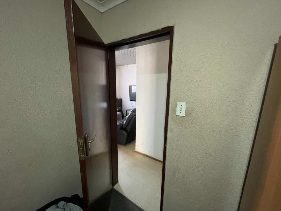 3 Bedroom Property for Sale in Nellmapius Gauteng
