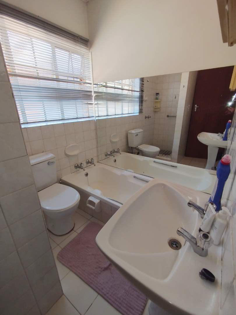 4 Bedroom Property for Sale in Doornpoort Gauteng