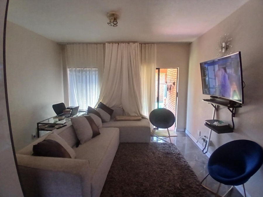 2 Bedroom Property for Sale in Edleen Gauteng
