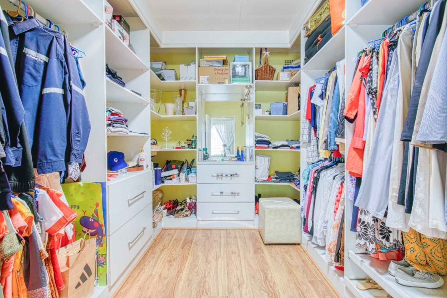 6 Bedroom Property for Sale in Elandspark Gauteng