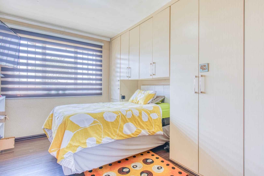 6 Bedroom Property for Sale in Elandspark Gauteng