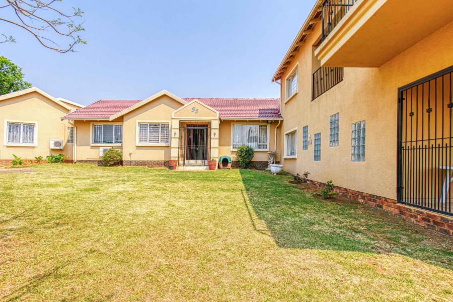 6 Bedroom Property for Sale in Elandspark Gauteng