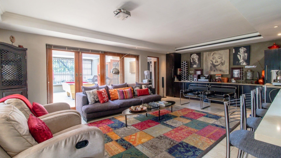 5 Bedroom Property for Sale in Glenvista Gauteng