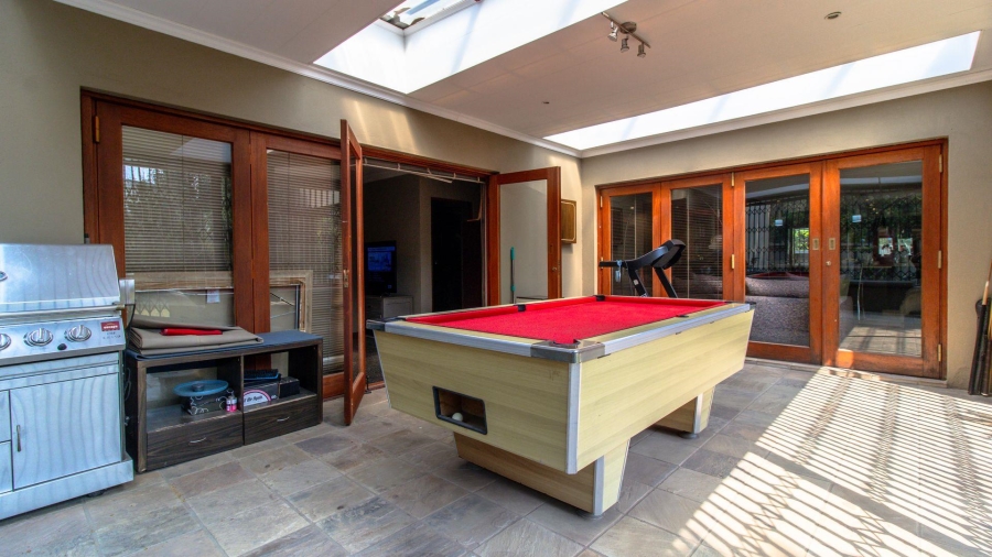 5 Bedroom Property for Sale in Glenvista Gauteng
