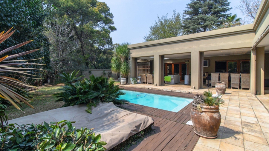 5 Bedroom Property for Sale in Glenvista Gauteng