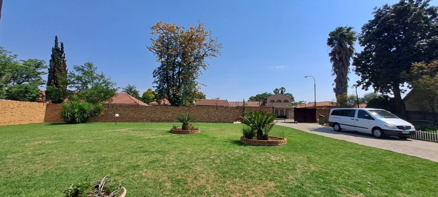 3 Bedroom Property for Sale in Brackenhurst Gauteng