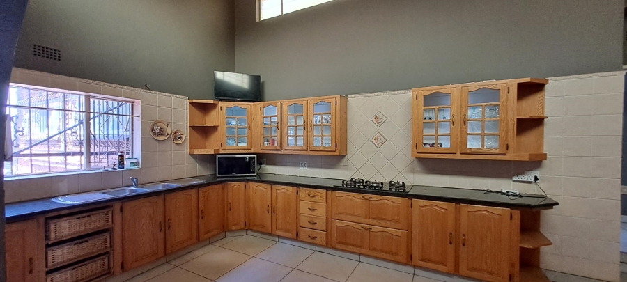 3 Bedroom Property for Sale in Brackenhurst Gauteng