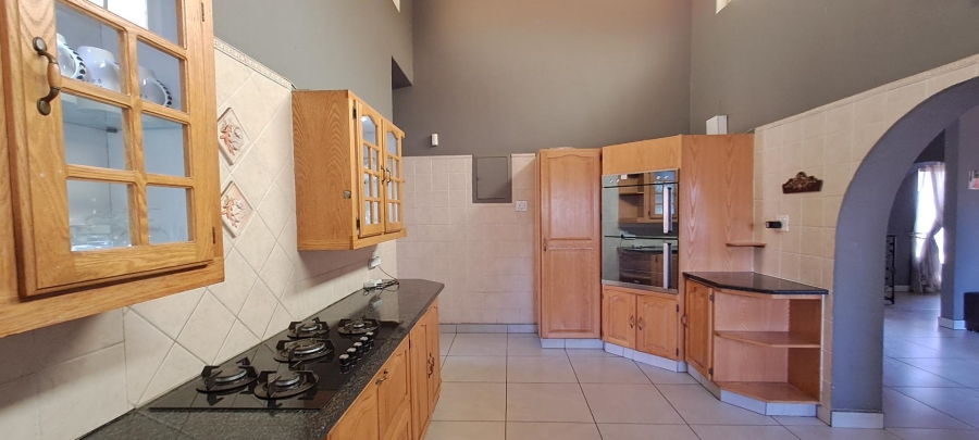 3 Bedroom Property for Sale in Brackenhurst Gauteng