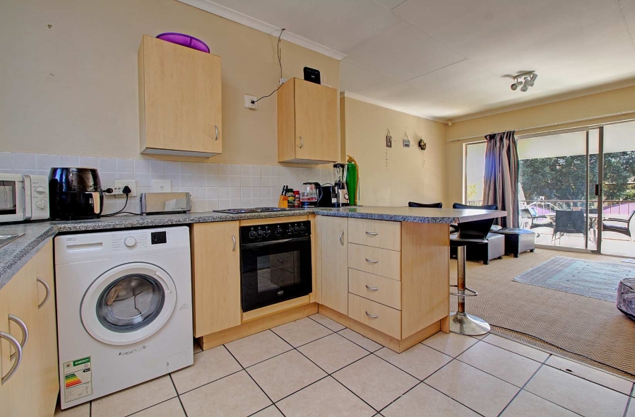 2 Bedroom Property for Sale in Wilgeheuwel Gauteng