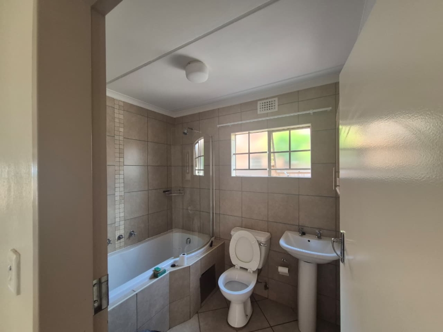 3 Bedroom Property for Sale in Chantelle Gauteng