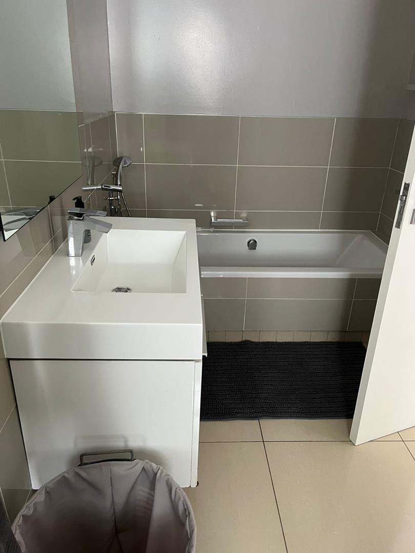 To Let 3 Bedroom Property for Rent in Oaklands Gauteng