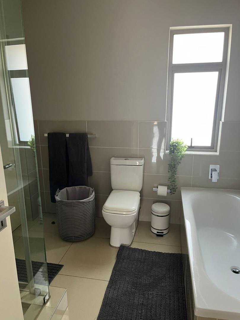 To Let 3 Bedroom Property for Rent in Oaklands Gauteng