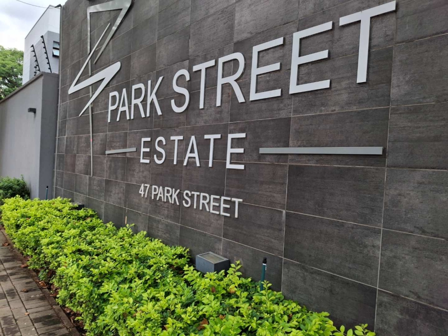 To Let 3 Bedroom Property for Rent in Oaklands Gauteng