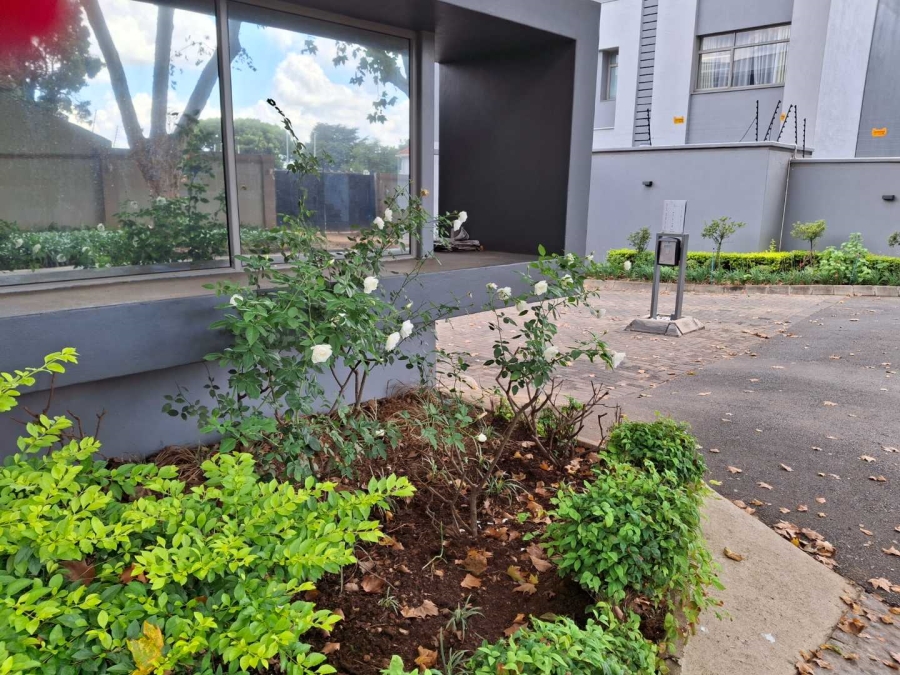 To Let 3 Bedroom Property for Rent in Oaklands Gauteng