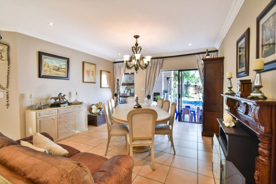 5 Bedroom Property for Sale in Midstream Estate Gauteng
